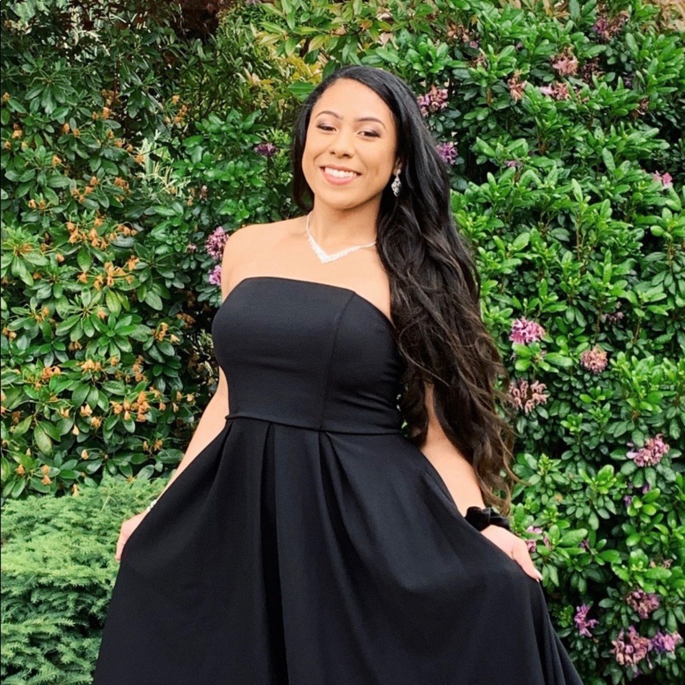 Meet your Posher, Isabella